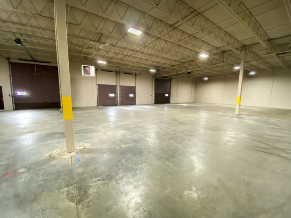 301 & 461 Avenue D, Suite 20